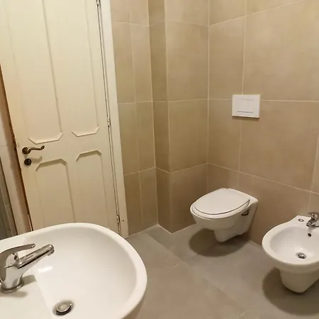 Casa Base Guest house Bari