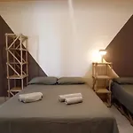 Casa Base * Μπάρι