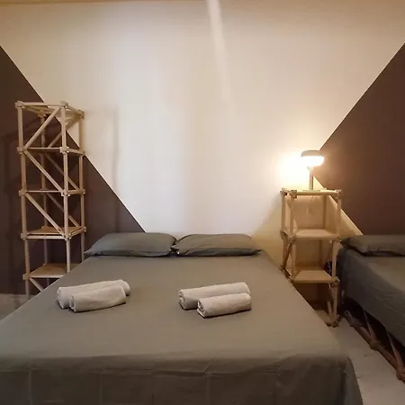 Casa Base * Bari