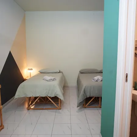 Casa Base Gasthuis Bari