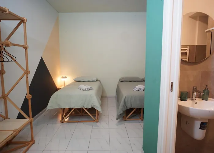 Casa Base Guest house Bari